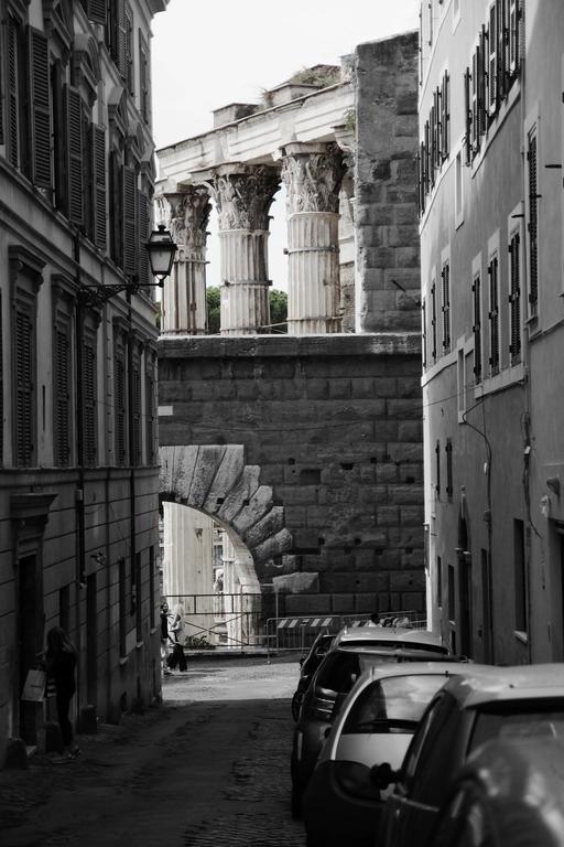 Nostromondo Apartments In Rome City Centre Δωμάτιο φωτογραφία